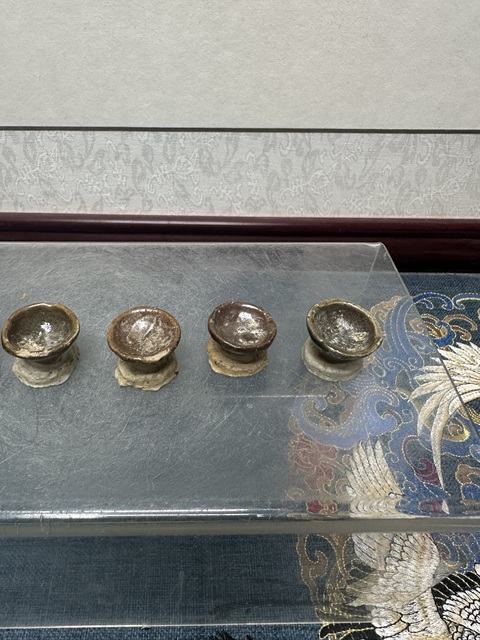 古玩陶瓷明代褐釉燈盞一組六個拍賣，當前價格89元