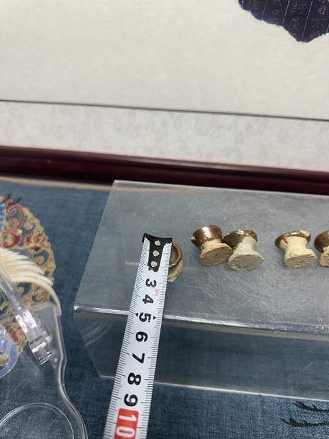 古玩陶瓷明代褐釉燈盞一組六個拍賣，當前價格89元