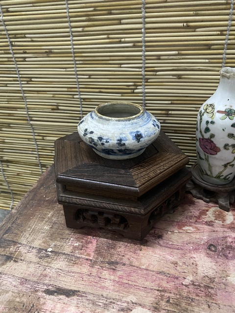古玩陶瓷明代青花水盂拍賣，當前價格999元