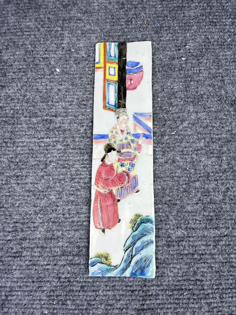 古玩陶瓷粉彩人物紋瓷板拍賣，當前價格2688元