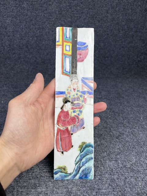 古玩陶瓷粉彩人物紋瓷板拍賣，當前價格2688元