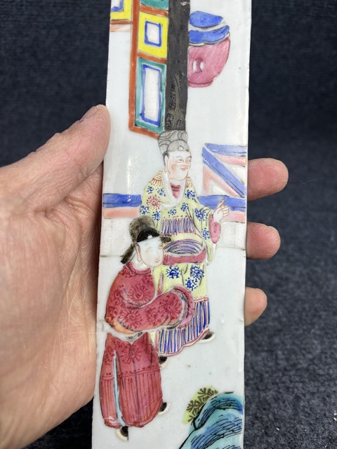 古玩陶瓷粉彩人物紋瓷板拍賣，當前價格2688元