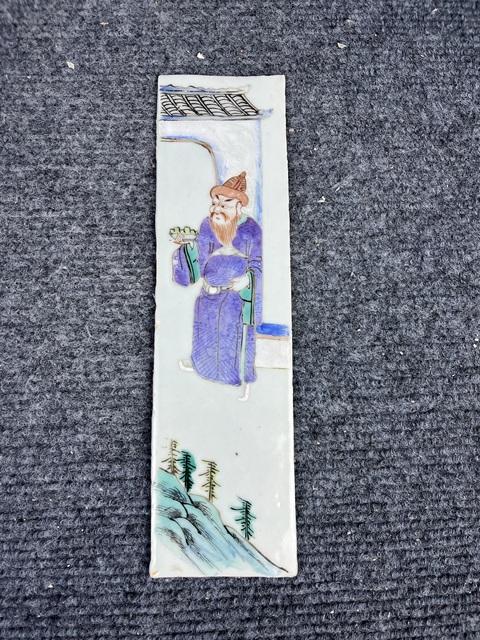 古玩陶瓷粉彩人物紋瓷板拍賣,當前價格2688元