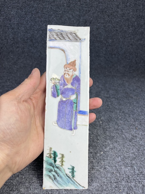 古玩陶瓷粉彩人物紋瓷板拍賣,當前價格2688元