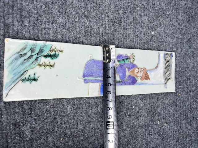 古玩陶瓷粉彩人物紋瓷板拍賣,當前價格2688元
