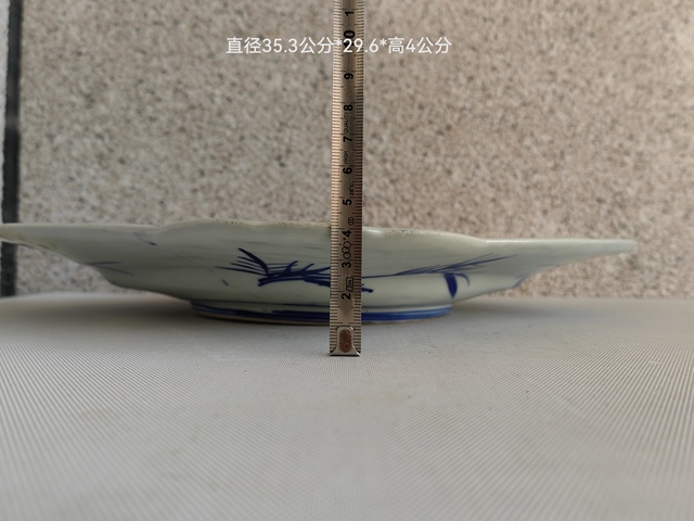 古玩陶瓷日本大正青花花卉紋貢盤拍賣，當前價格198元