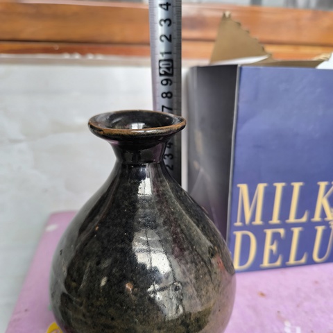 古玩陶瓷窯變黑釉玉壺春瓶拍賣,當前價格1800元