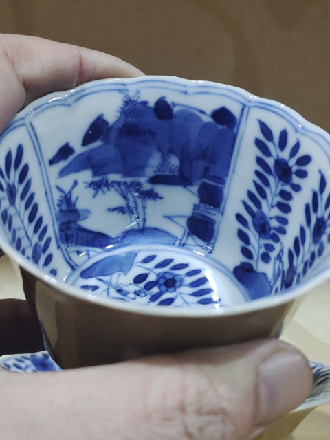 古玩陶瓷清晚·外米黃釉內青花山水花鳥紋花口杯碟一套拍賣,當前價格2800元