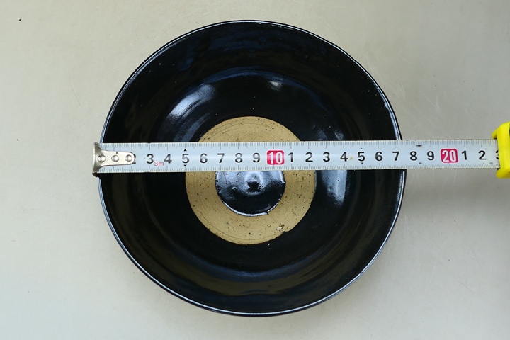 古玩陶瓷明代.耀州窯黑釉大碗拍賣,當(dāng)前價格280元