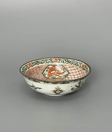 古玩陶瓷五彩龍紋碗真品鑒賞圖