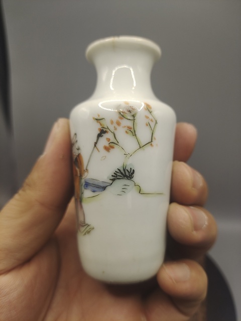 古玩陶瓷清同治精品?粉彩天官賜福小棒槌瓶拍賣,當前價格2500元