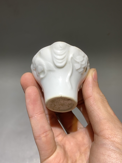古玩陶瓷清早期德化窯白釉龍鶴杯拍賣,當前價格999元