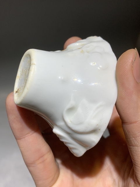 古玩陶瓷清早期德化窯白釉龍鶴杯拍賣,當前價格999元