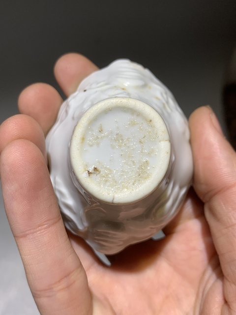 古玩陶瓷清早期德化窯白釉龍鶴杯拍賣,當前價格999元