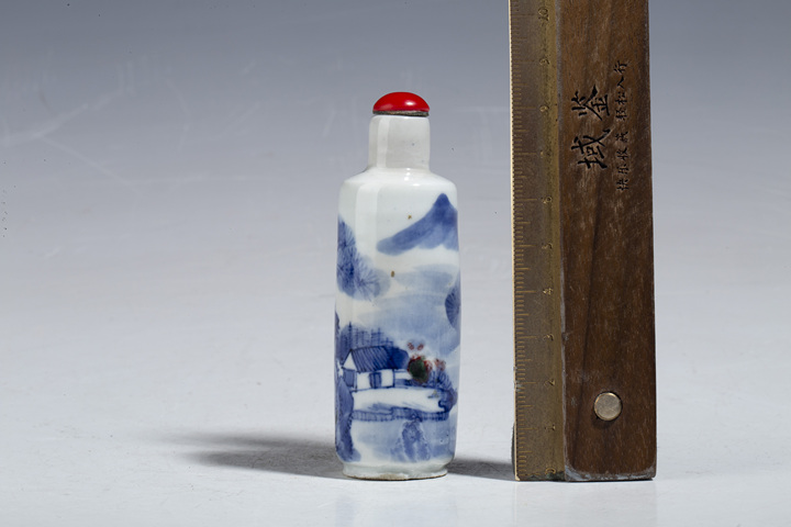 古玩陶瓷清晚·青花山水人物紋鼻煙壺拍賣,當前價格830元