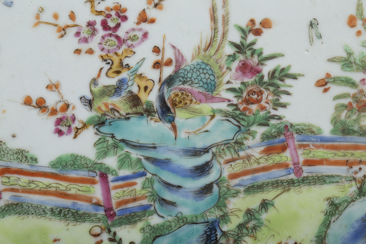 古玩陶瓷清晚·廣彩花鳥、人物紋盤兩只拍賣,當(dāng)前價格0元