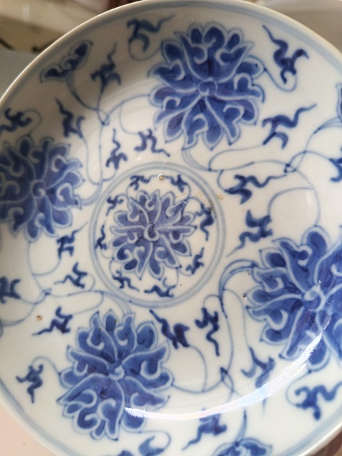 古玩陶瓷清代光緒青花纏枝蓮紋盤（優(yōu)品保真）拍賣，當(dāng)前價(jià)格388元