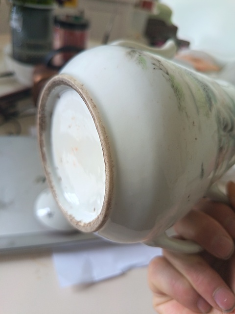 古玩陶瓷民國早期淺絳彩山水紋梨心壺拍賣,當(dāng)前價格100元