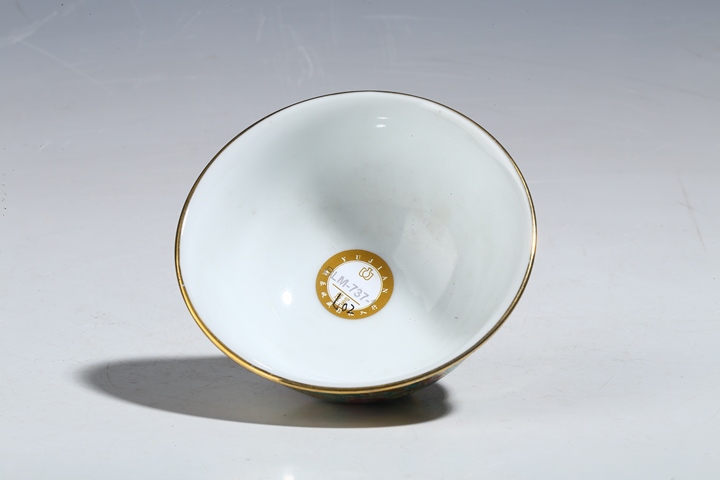 古玩陶瓷創匯?金地粉彩百花不落地小碗（一對）拍賣，當前價格3500元