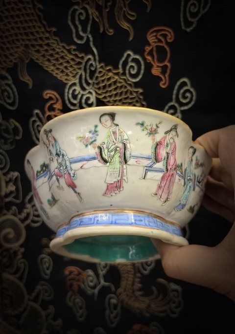 古玩陶瓷同治本朝款粉彩十二花神海棠型貢碗拍賣，當前價格9888元