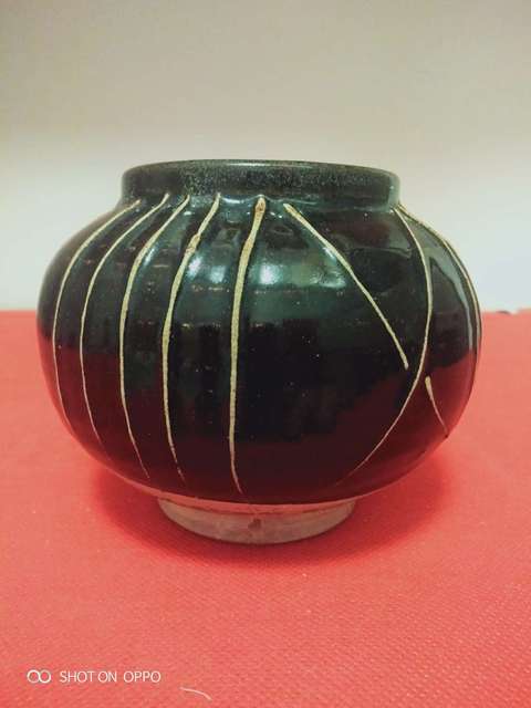 古玩陶瓷元代黑釉線條紋罐拍賣，當(dāng)前價格8960元