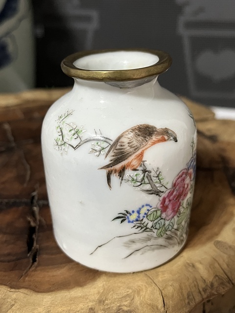 古玩陶瓷粉彩花鳥紋水盂拍賣,當前價格688元