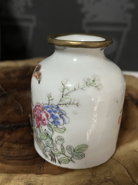古玩陶瓷粉彩花鳥紋水盂拍賣,當前價格688元