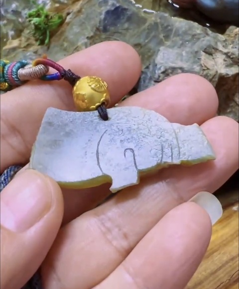 古玩玉器【西周虎靈】青玉凝佩拍賣,當前價格4000元