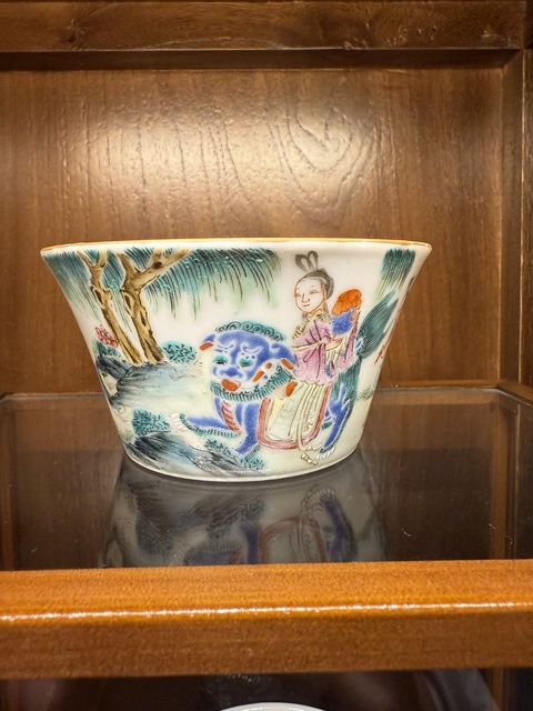 古玩陶瓷粉彩馬蹄杯拍賣，當前價格8800元