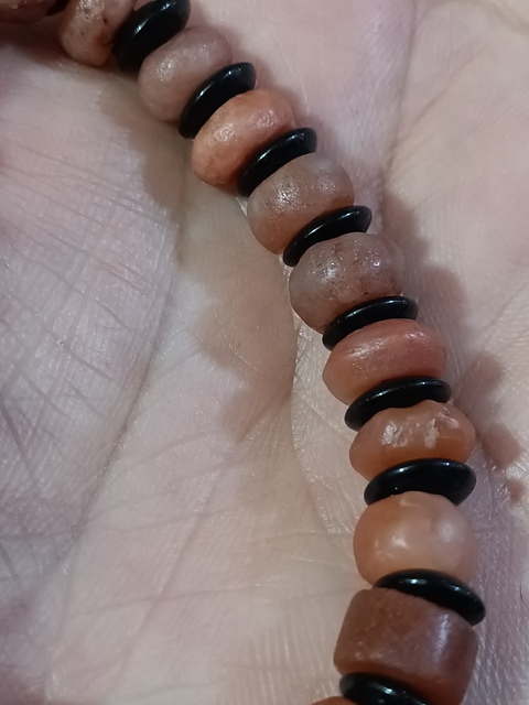 古玩玉器春秋戰(zhàn)國天然瑪瑙珠串拍賣，當前價格1800元