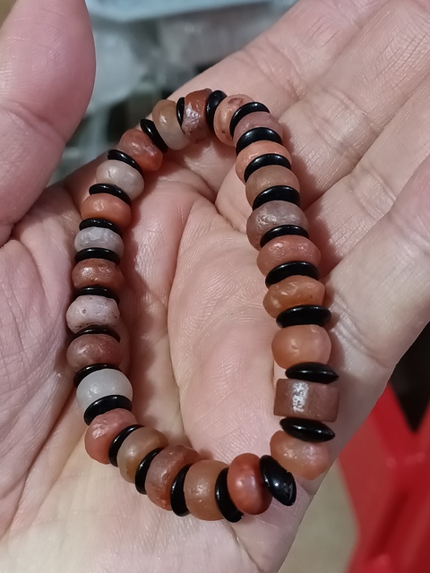 古玩玉器春秋戰(zhàn)國天然瑪瑙珠串拍賣，當前價格1800元