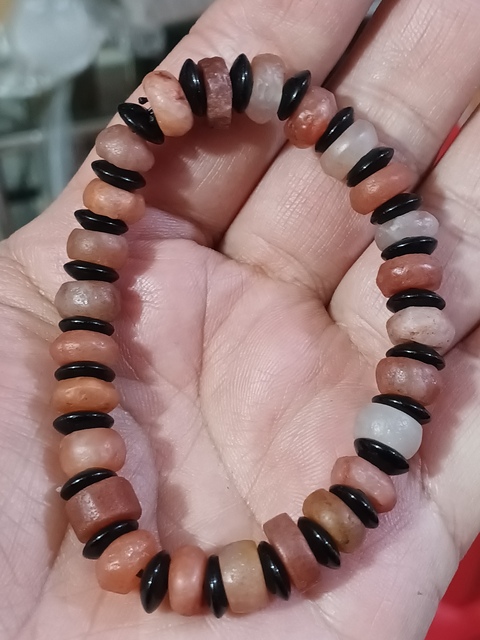 古玩玉器春秋戰(zhàn)國天然瑪瑙珠串拍賣，當前價格1800元