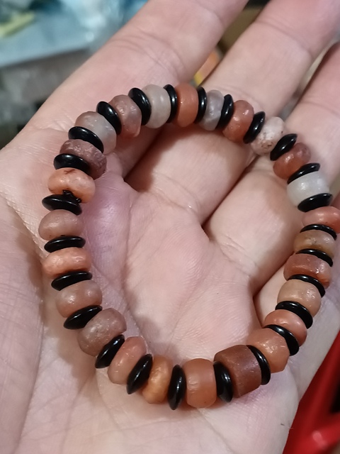 古玩玉器春秋戰(zhàn)國天然瑪瑙珠串拍賣，當前價格1800元