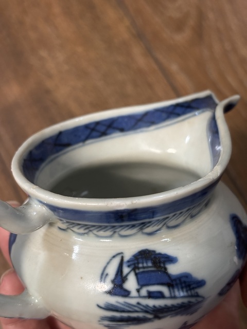 古玩陶瓷青花山水人物紋奶壺拍賣,當前價格799元