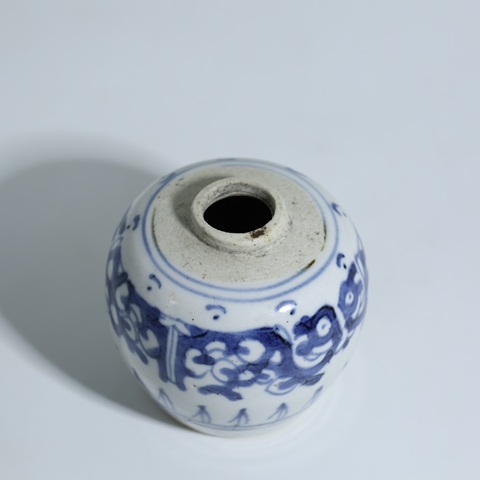 古玩陶瓷清乾隆青花夔龍紋罐拍賣,當前價格2999元