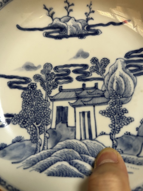 古玩陶瓷清雍正山水樓閣紋青花盤拍賣,當前價格400元