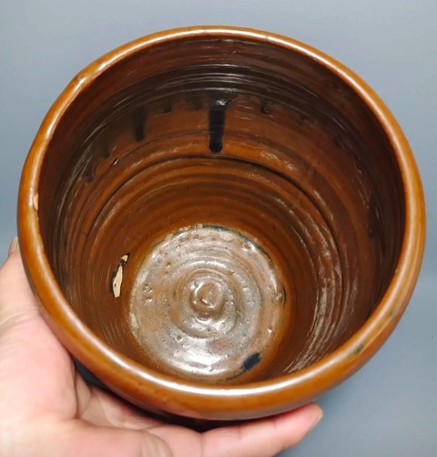 古玩陶瓷明代褐釉罐拍賣,當(dāng)前價(jià)格200元