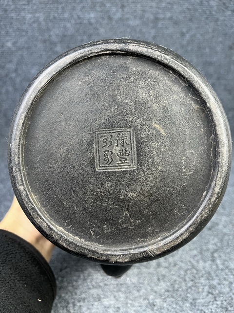 古玩雜項(xiàng)紫砂壺拍賣,當(dāng)前價(jià)格2388元