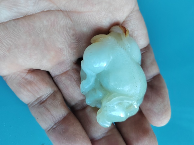 古玩玉器和田玉牛把件拍賣，當前價格2688元