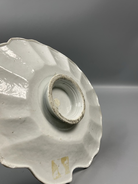 古玩陶瓷乾隆廣彩模印花卉紋燭臺拍賣，當前價格4800元