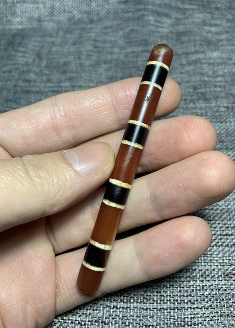 古玩玉器民國三色線天珠拍賣，當前價格999元