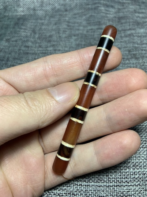 古玩玉器民國三色線天珠拍賣，當前價格999元