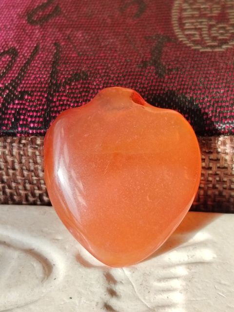 古玩玉器天然紅瑪瑙吊墜拍賣,當(dāng)前價(jià)格99元