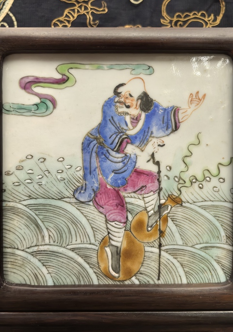 古玩陶瓷【國(guó)慶放漏】道光粉彩八仙人物瓷板拍賣，當(dāng)前價(jià)格2988元