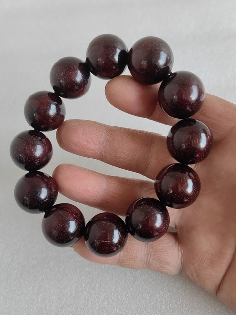 古玩雜項(xiàng)紫檀金星手串拍賣,當(dāng)前價(jià)格298元