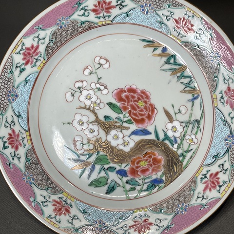 古玩陶瓷粉彩梅竹雙清圖折沿盤拍賣,當前價格3300元