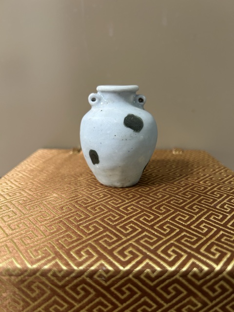 古玩陶瓷元代白釉點褐彩奶牛小罐拍賣,當前價格3000元