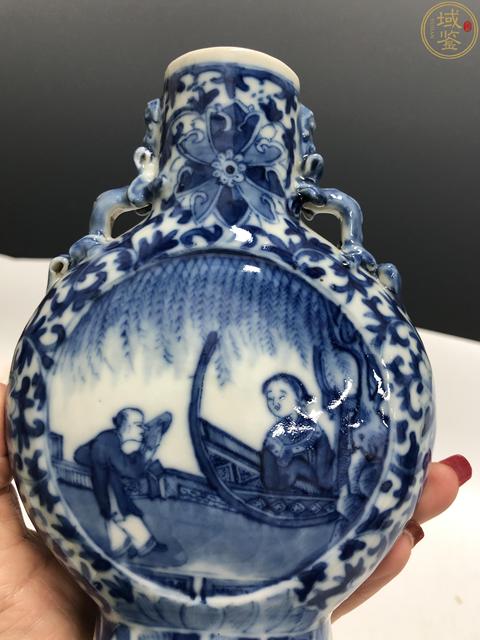 古玩陶瓷晚清·青花三娘教子紋抱月瓶拍賣，當前價格2998元