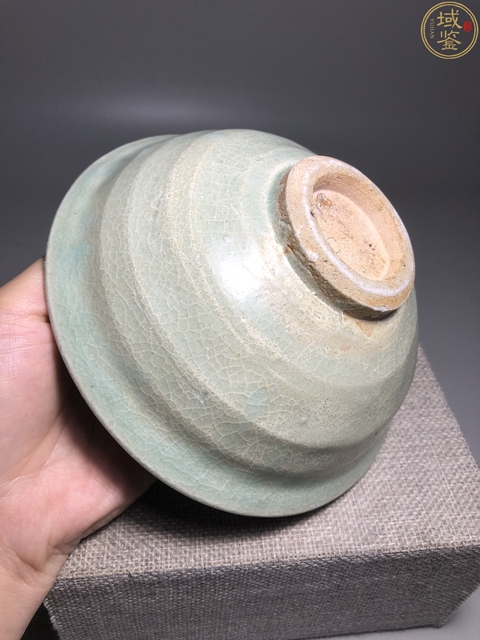 古玩陶瓷【館藏級精品】元代:龍泉窯系印花碗【頂級龍泉青釉】拍賣,當前價格0元