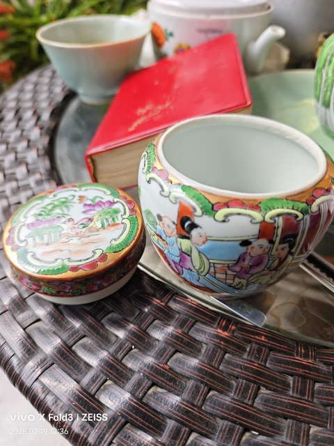 古玩陶瓷青花花鳥紋花觚拍賣,當前價格518元